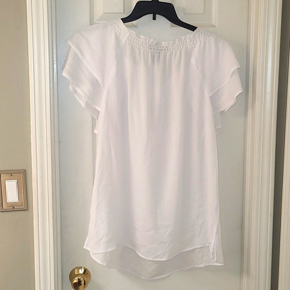 White ruffled sleeves top - Picture 2 of 2